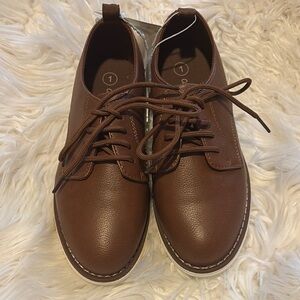 Cat & Jack Brown Dress Shoes Oxford Style